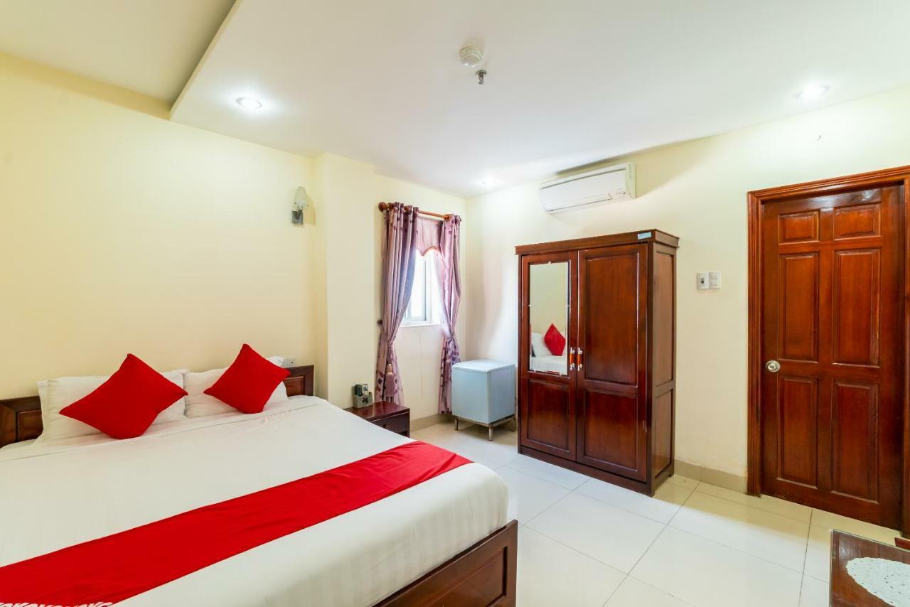 Oyo 375 Hoa Binh Hotel Ντα Νανγκ Εξωτερικό φωτογραφία